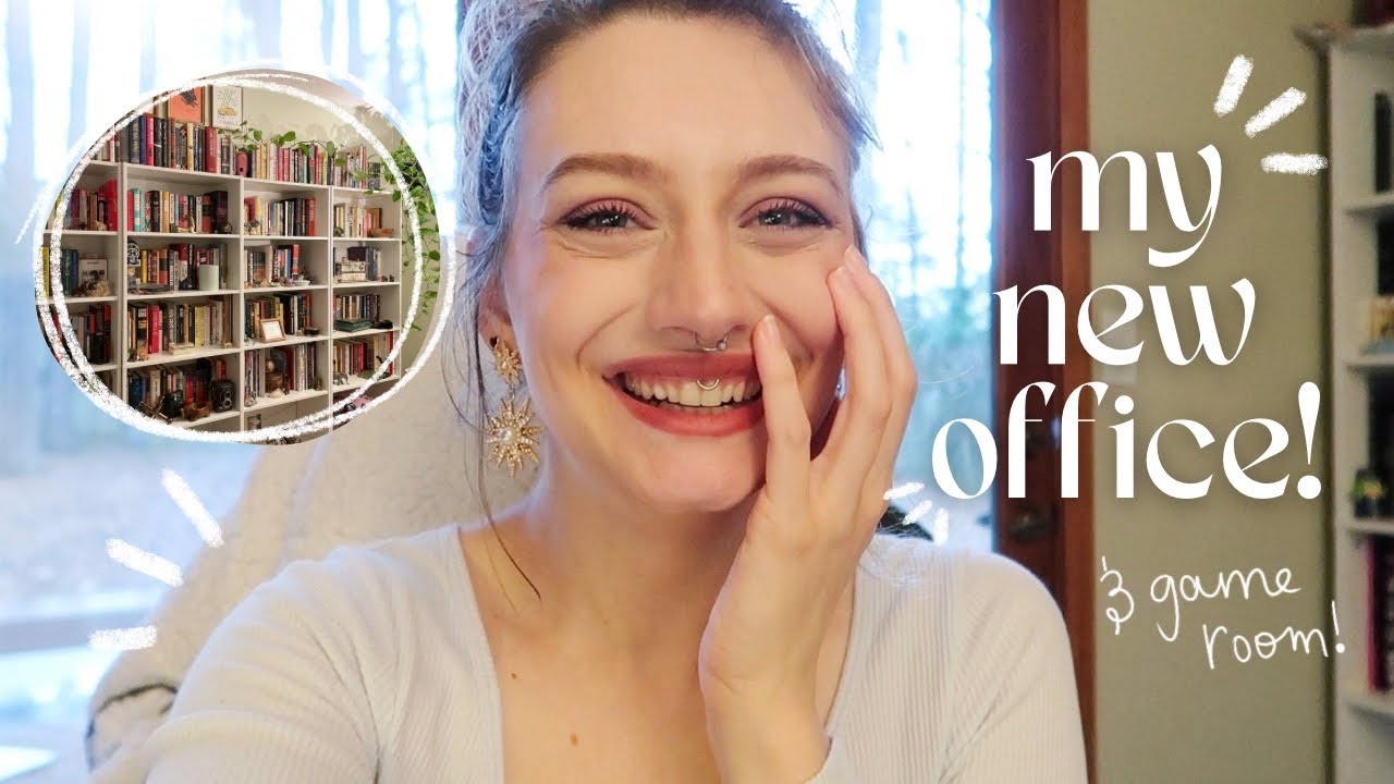 Unpacking My Books & Setting Up My Office // Moving Vlog