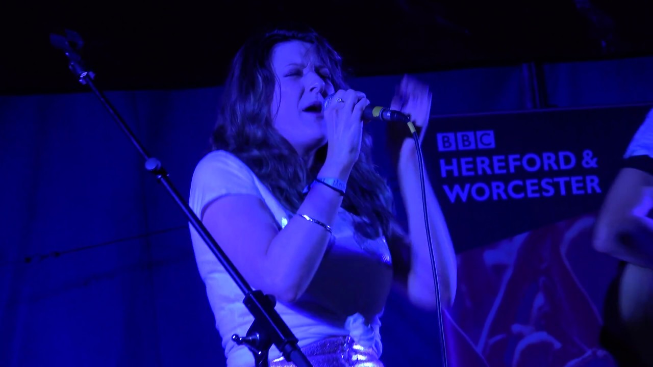 Spark the Sail - Pay Attention (live at Lakefest - 11th August 17)