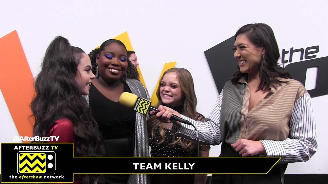 Kelly Clarkson's Team Opens Up About How She Fights For Them!