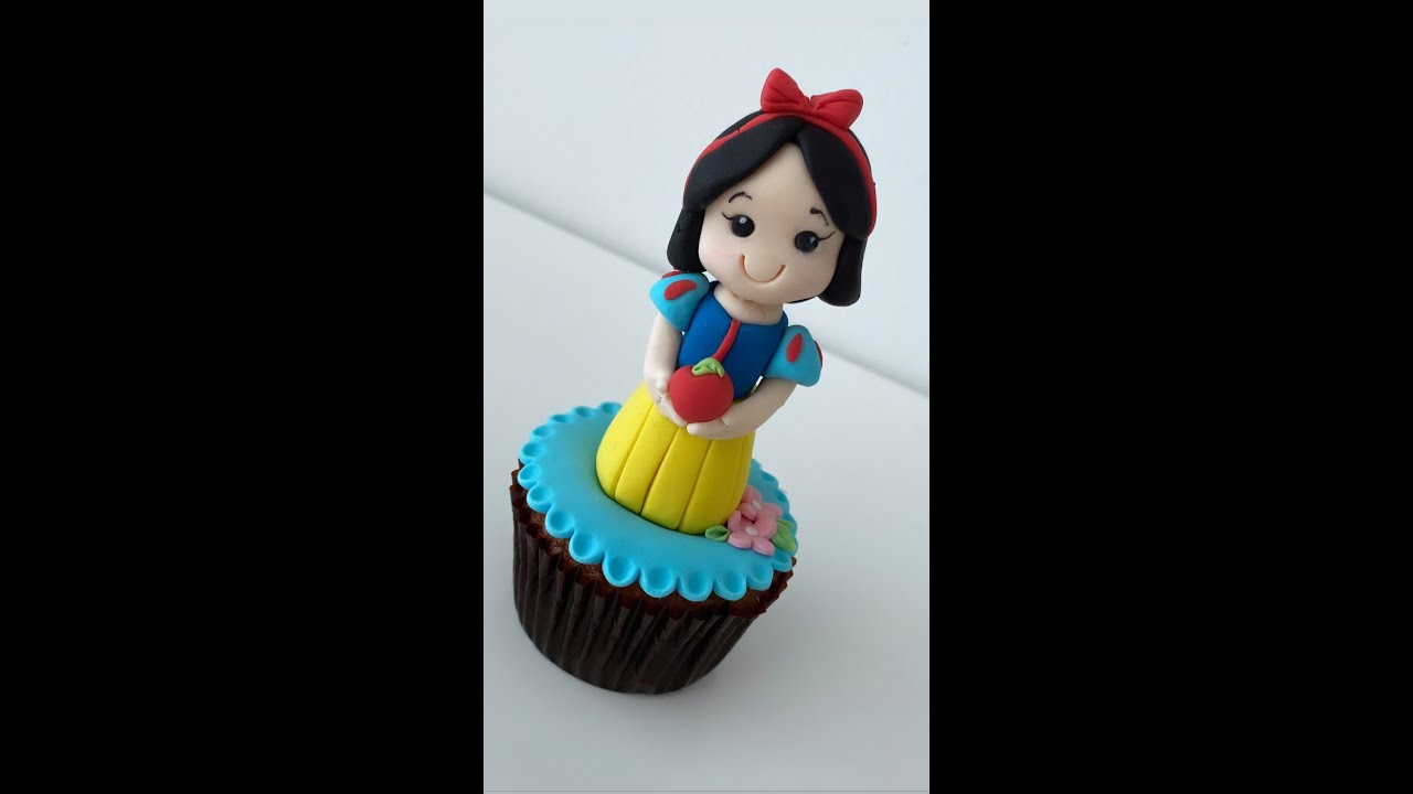 Branca de Neve em Pasta Americana / Snow White fondant cake topper / Blanca Nieves en fondant