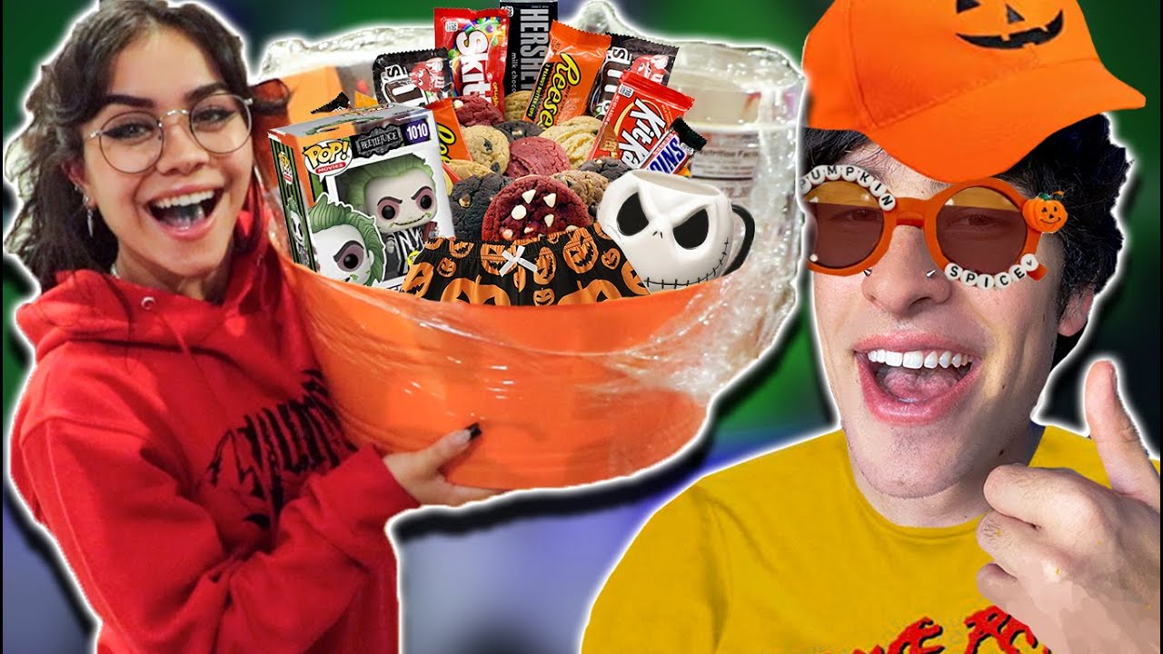 Making a SPOOKY BASKET for MY GIRLFRIEND