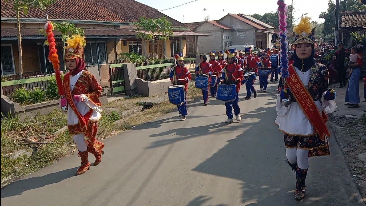 KESERUAN ‼️ARAK ARAKAN DRUMBAND SMP BHAKTI PRAJA MARGASARI