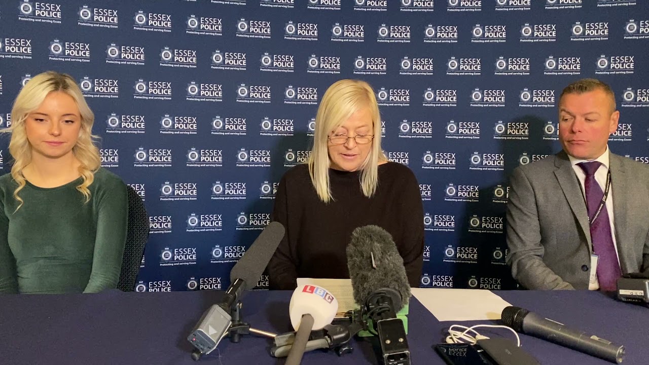 The wife of Simon Dobbin tells of the impact of his death as £20,000 reward offered for information