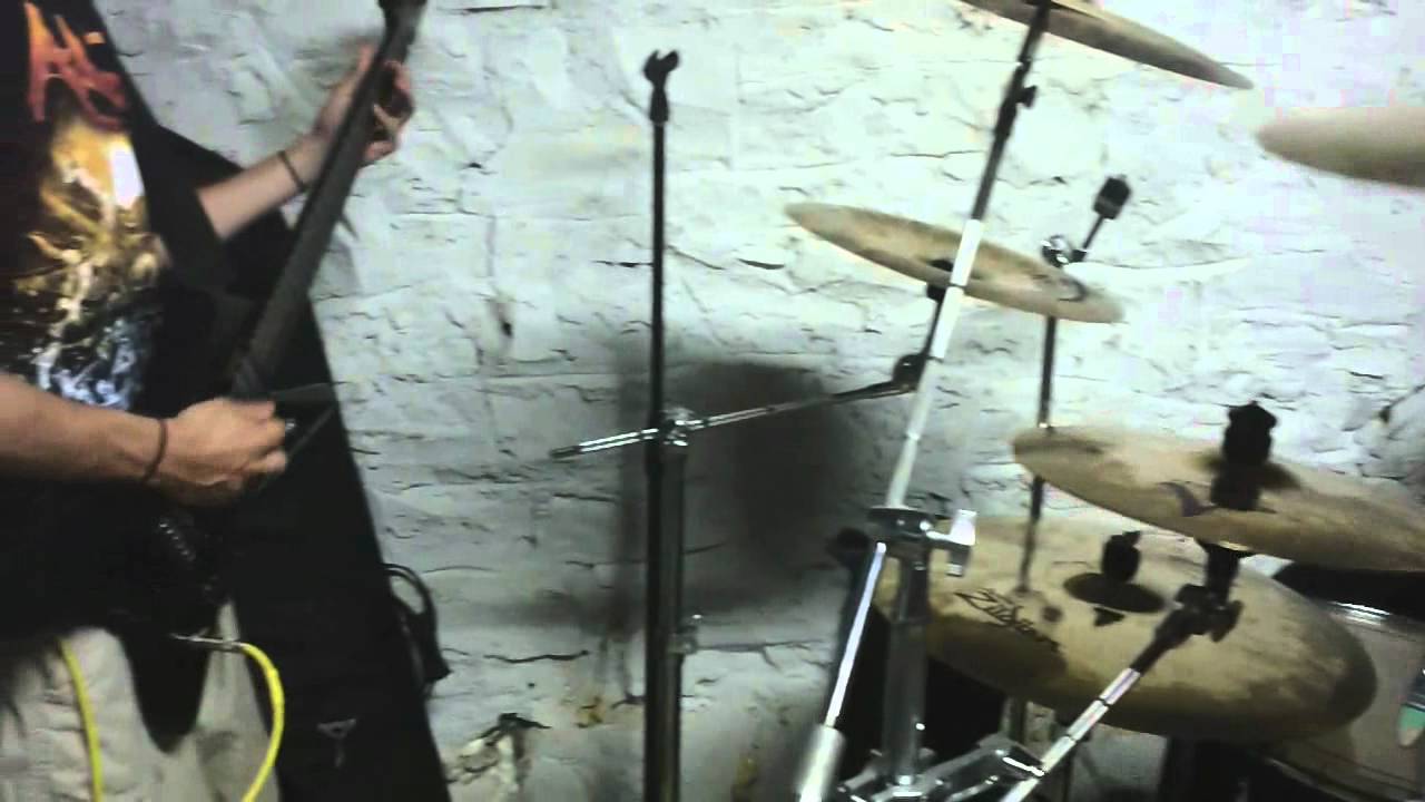 Zoom Q3HD Sample Video: Recording Live Band (In Harms Way - Point of No Return)