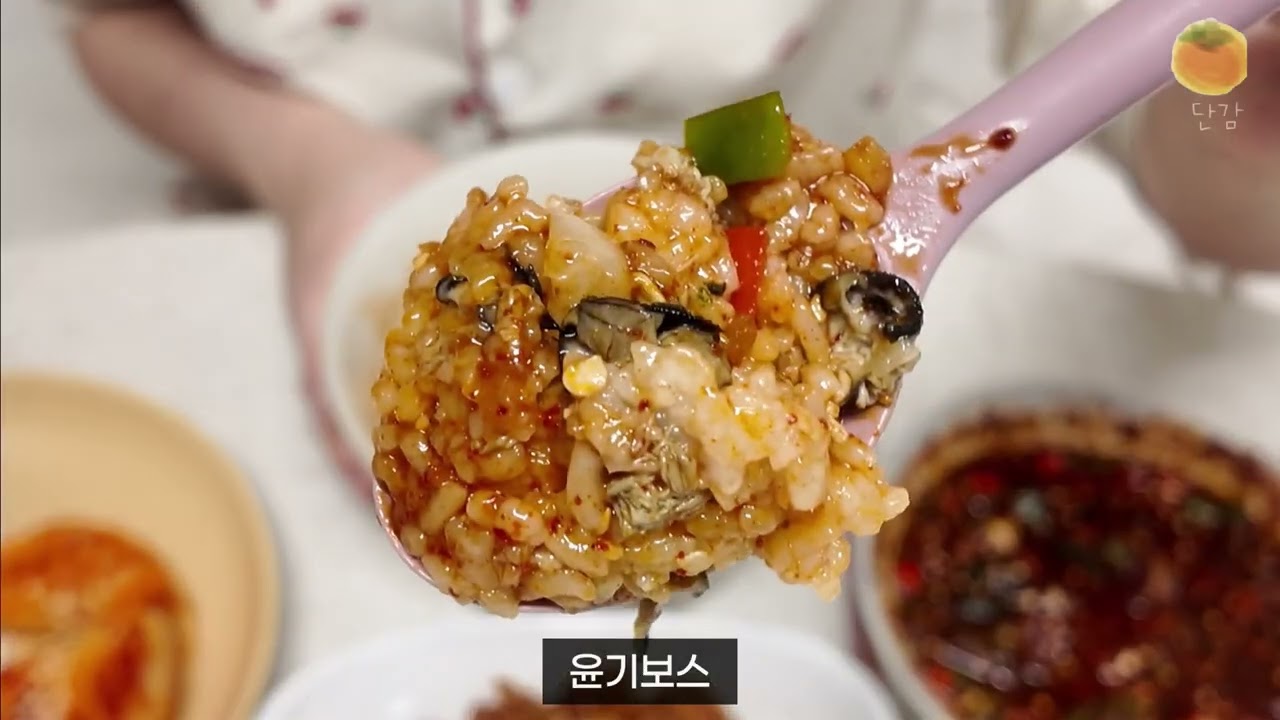 [단감 vlog] 몸보신 벌크업 l 순살 감자탕ㅣ 굴밥ㅣ 연포탕ㅣ쪼림닭ㅣ김밥햄 카레 만들어 먹는 일상