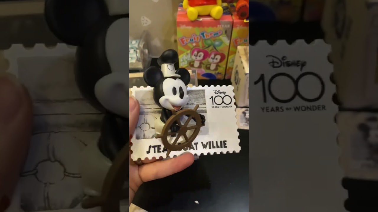 Blind box Disney 100 Years of Wonder Retro Stamp Series - Miniso #disney #blindbox #unboxing