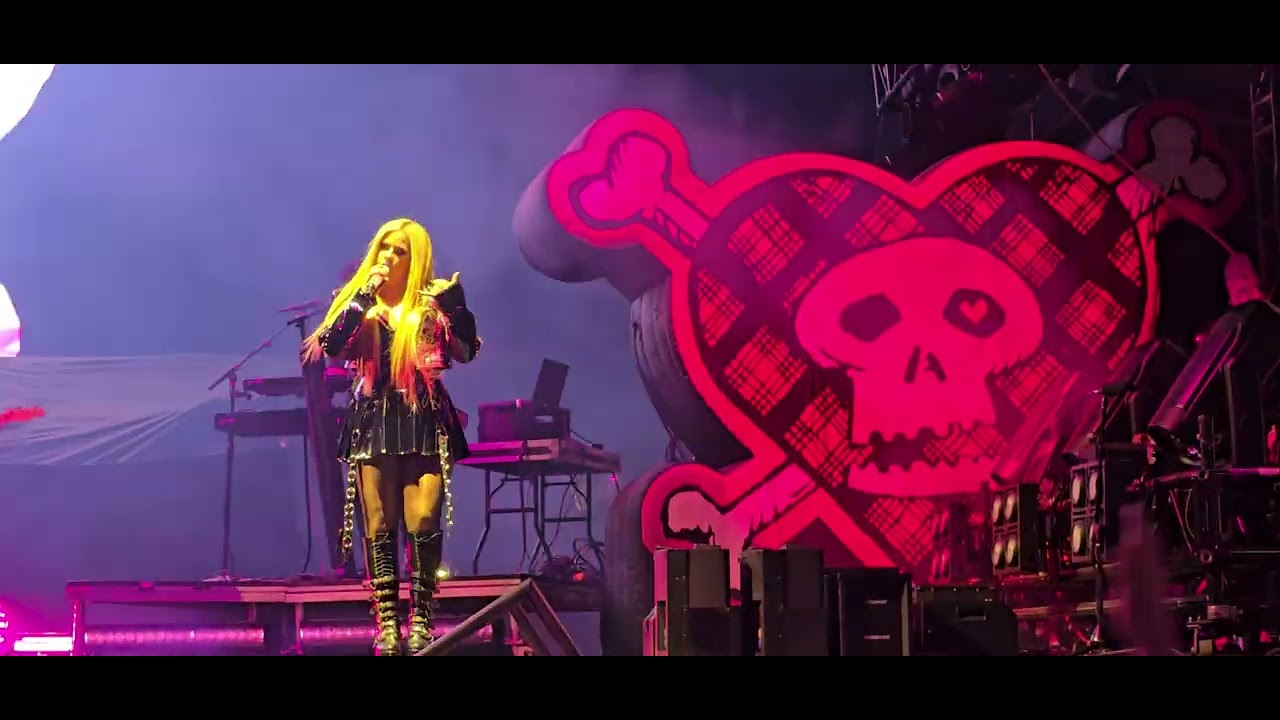 Avril Lavigne  - When We Were Young 2025 - 02 - What The Hell