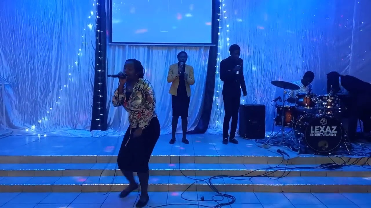 Takakunda cover song by @omega_khunou ft @BlessingJeduthunOfficial and @TakesureZamarNcube