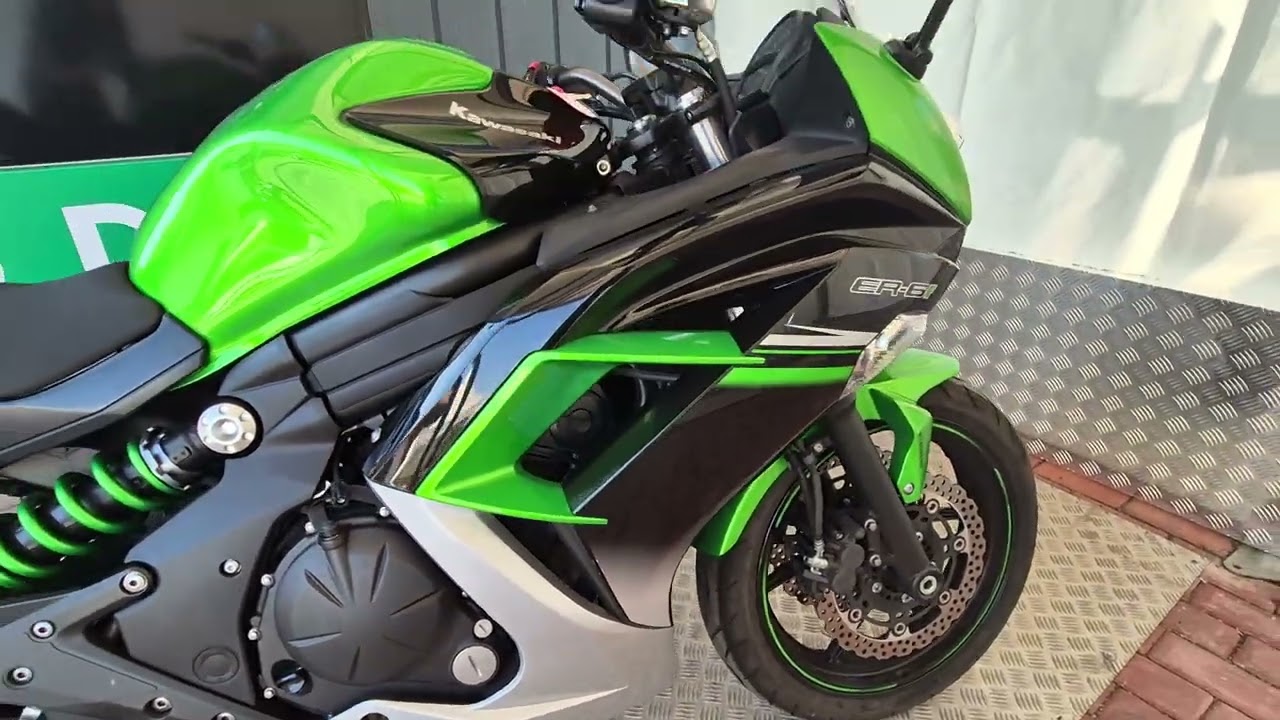KAWASAKI ER-6F (2016) - POWERBIKE STUDIO