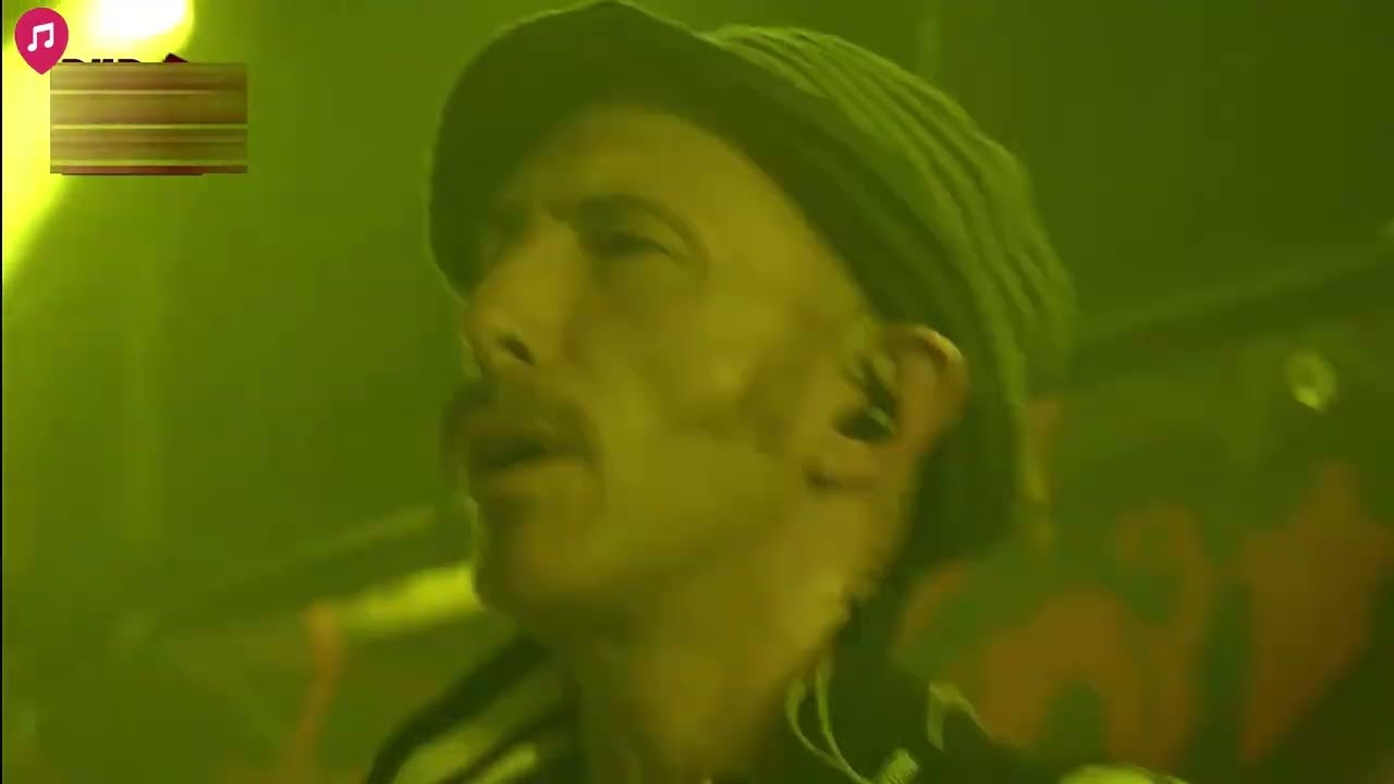 Anthemic Party Band in Birmingham UK - The Tomorrowlanders