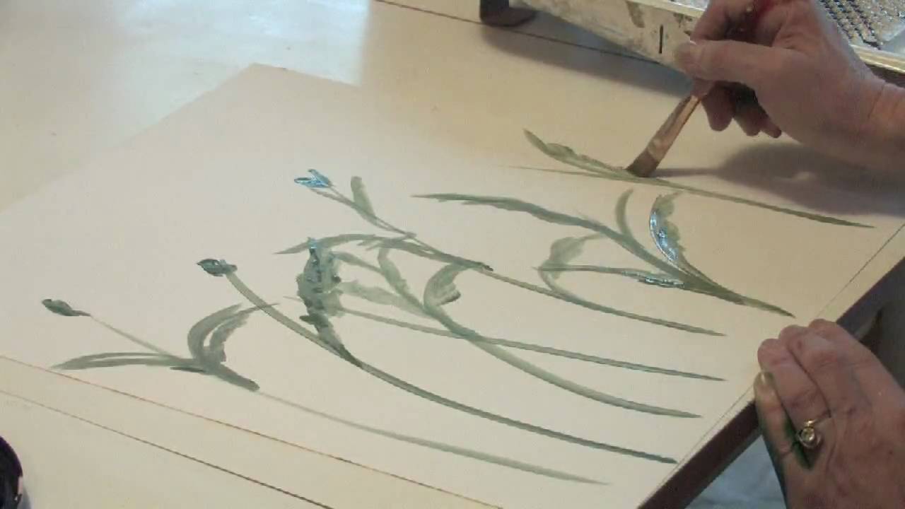 Decorative Painting Techniques : How to Paint Flowers on a Wall