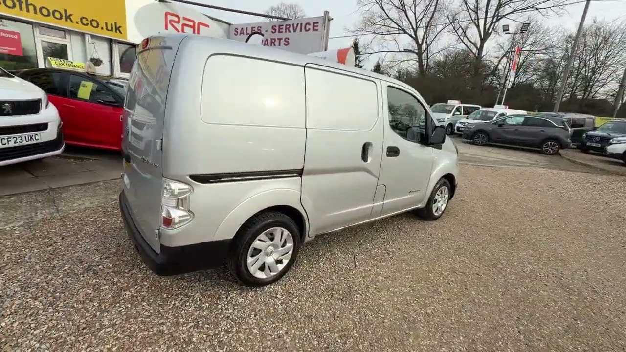 Nissan nv200 