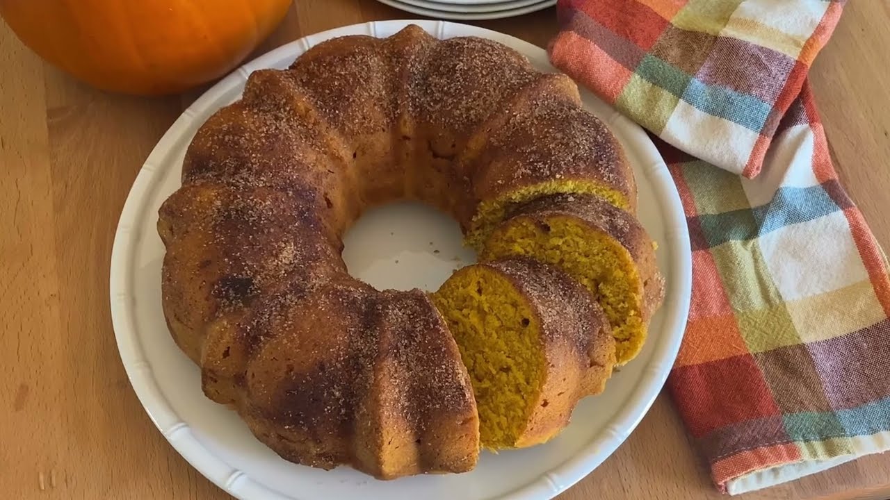 Pumpkin Spice Doughnut Bundt Cake Recipe🎃 Perfect for Fall