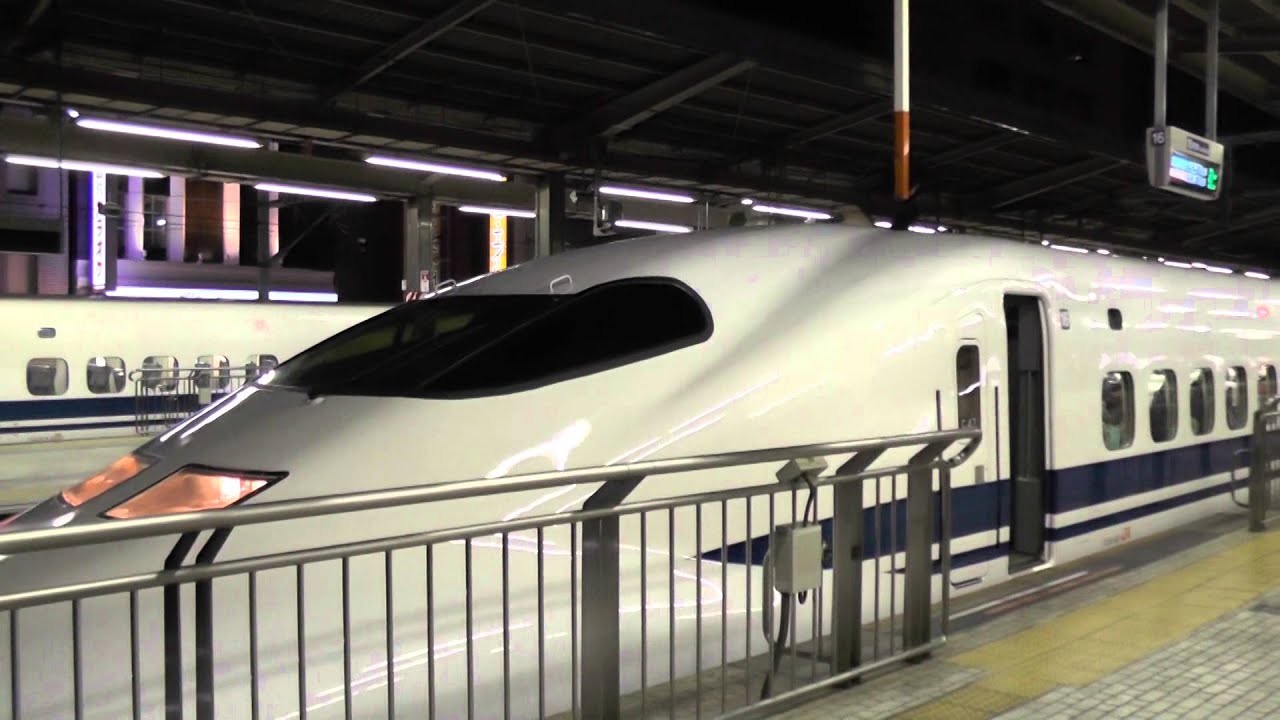 超過密！　4本の新幹線が連続発着！　名古屋駅にて！