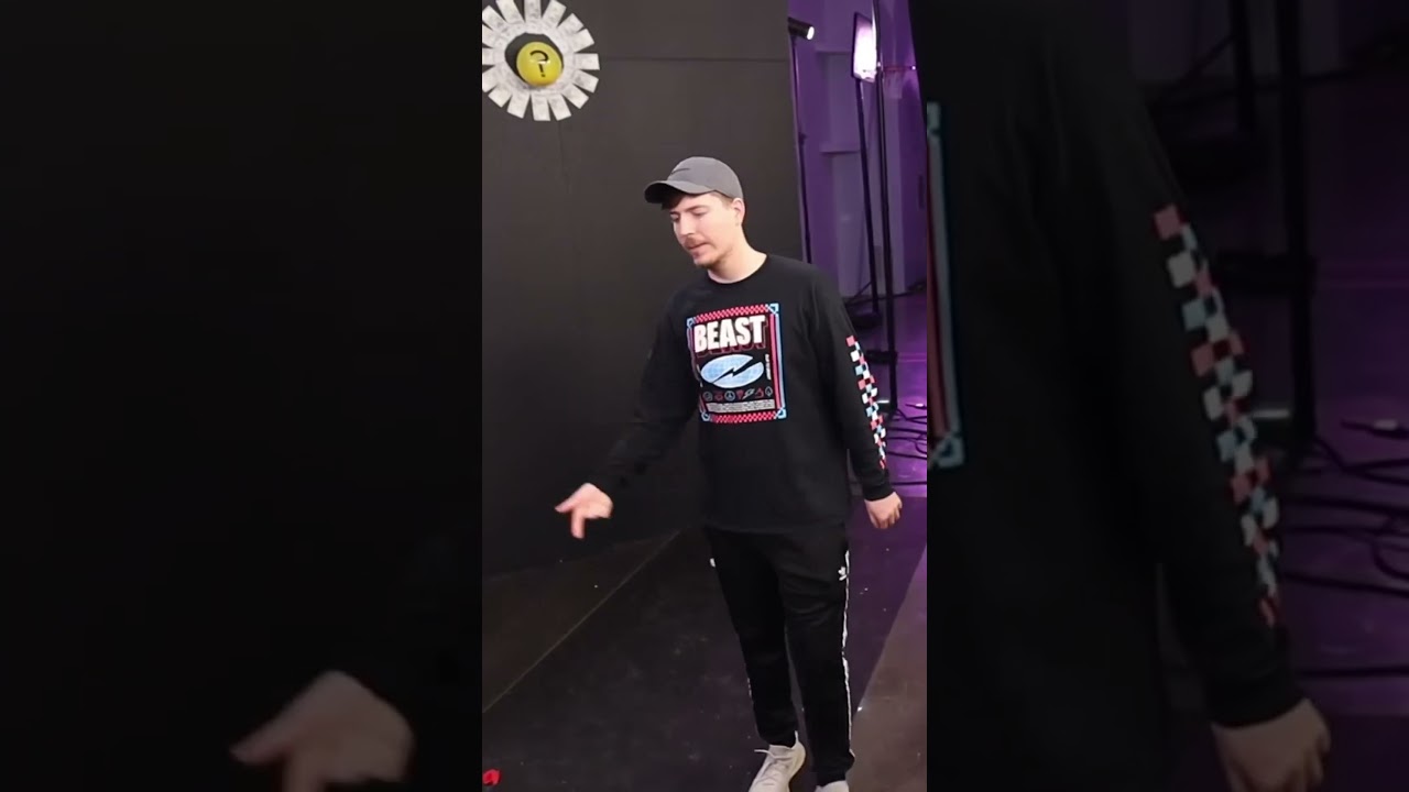 Cheering on Zach for a chance at 10000 its all about teamwork
