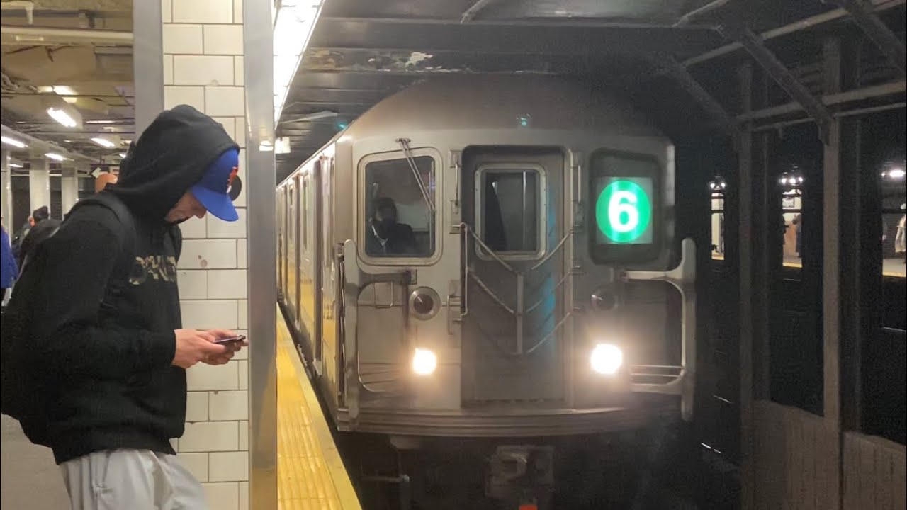 IRT Lexington Ave Line: (4) (5) Express and (6) Local Trains @ 23rd Street (R62A, R142, R142A)