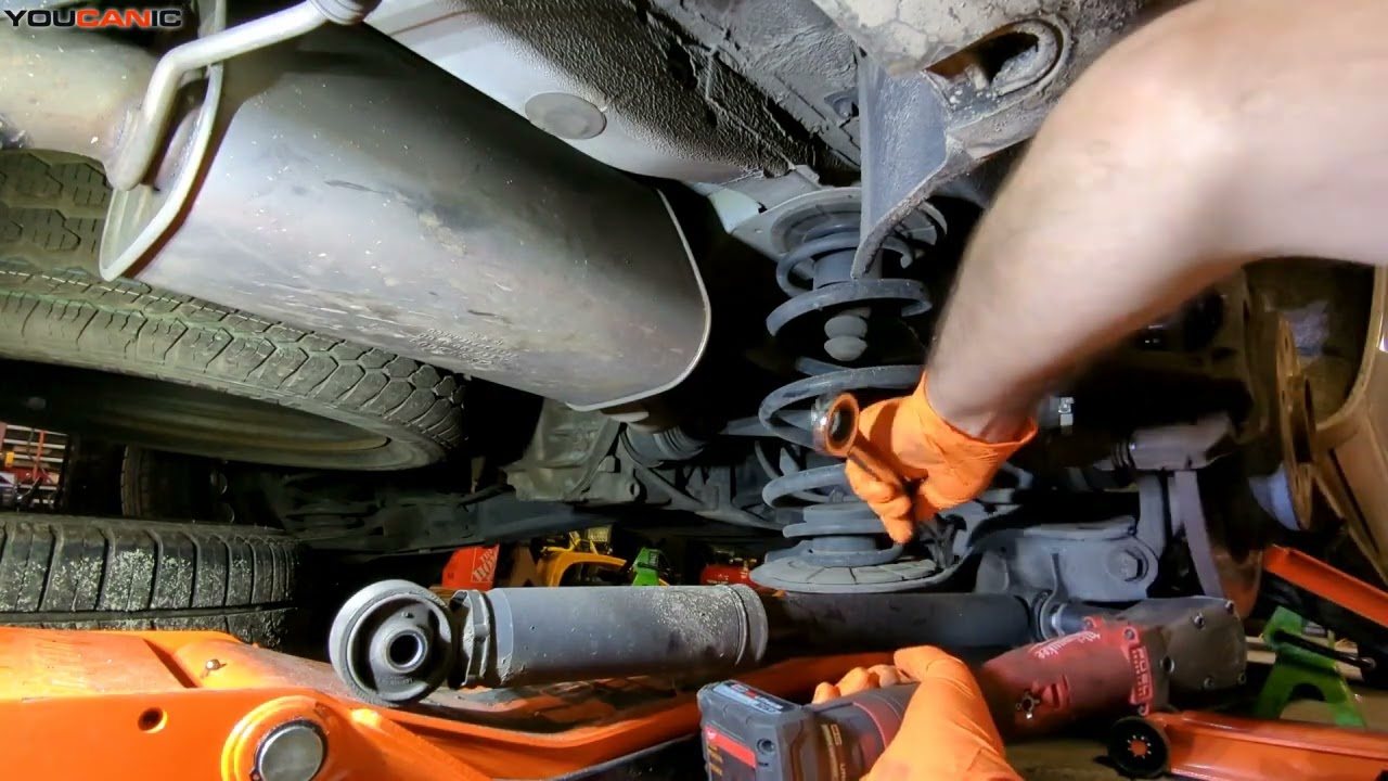 2014-2024 Mercedes-Benz Vito Metris Rear Shock Absorber Replacement DIY W447