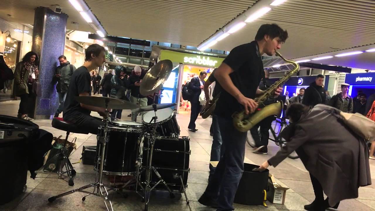 Moon Hooch - Liverpool St. Station, London - November 18th, 2015