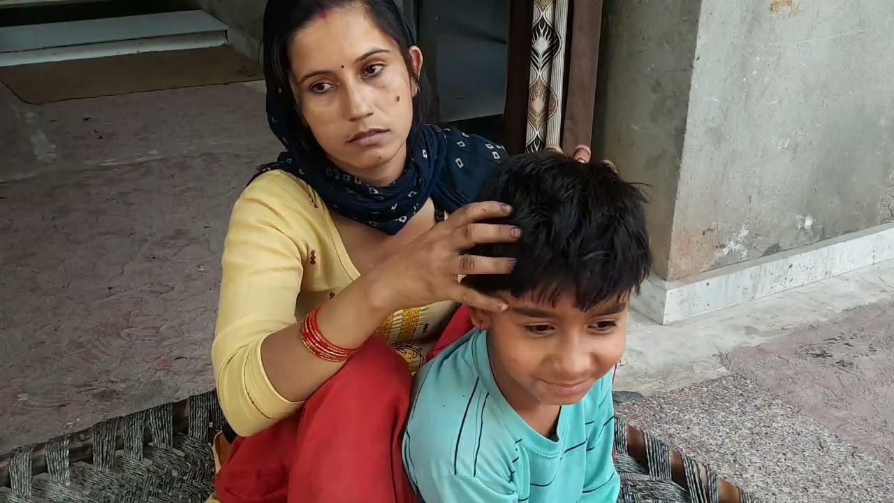 Relaxing head massage / head massage in short hair 