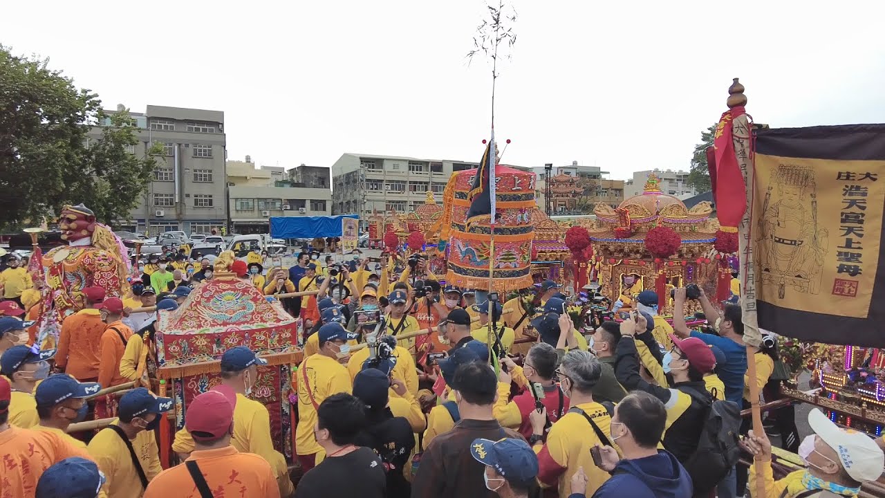 小神轎換大神轎！「台中浩天宮」天上聖母百年古香路前往「北港朝天宮」徒步進香
