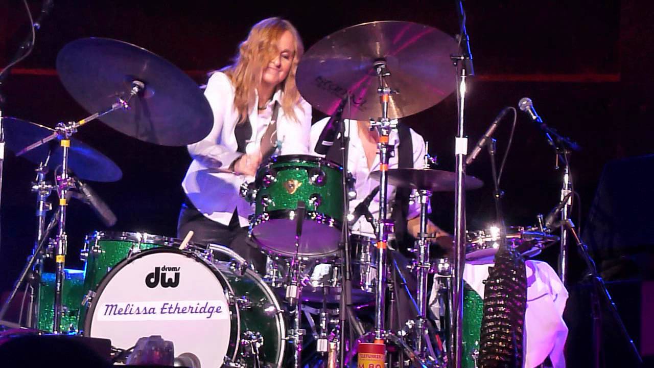 Melissa Etheridge has fun with Brett Simons and Blair Sinta in Las Vegas, 6 Oct 12