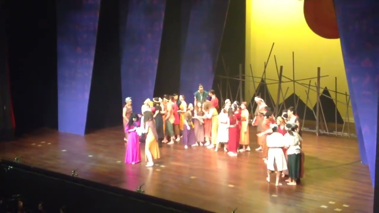 Dance of the Robe - AIDA