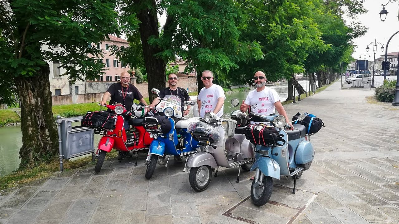2021 - Con Massimo, Salvatore e Roberto in viaggio con la Vespa fino a Palermo