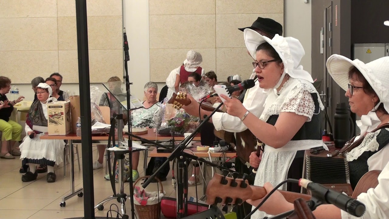 Anneau branle médiéval