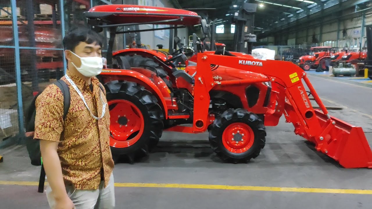 0023 Kubota Tractor L4018 Front Loader LA508 PPnBm (Penyerok Penumpah Barang Mrintil) bisa di sawah