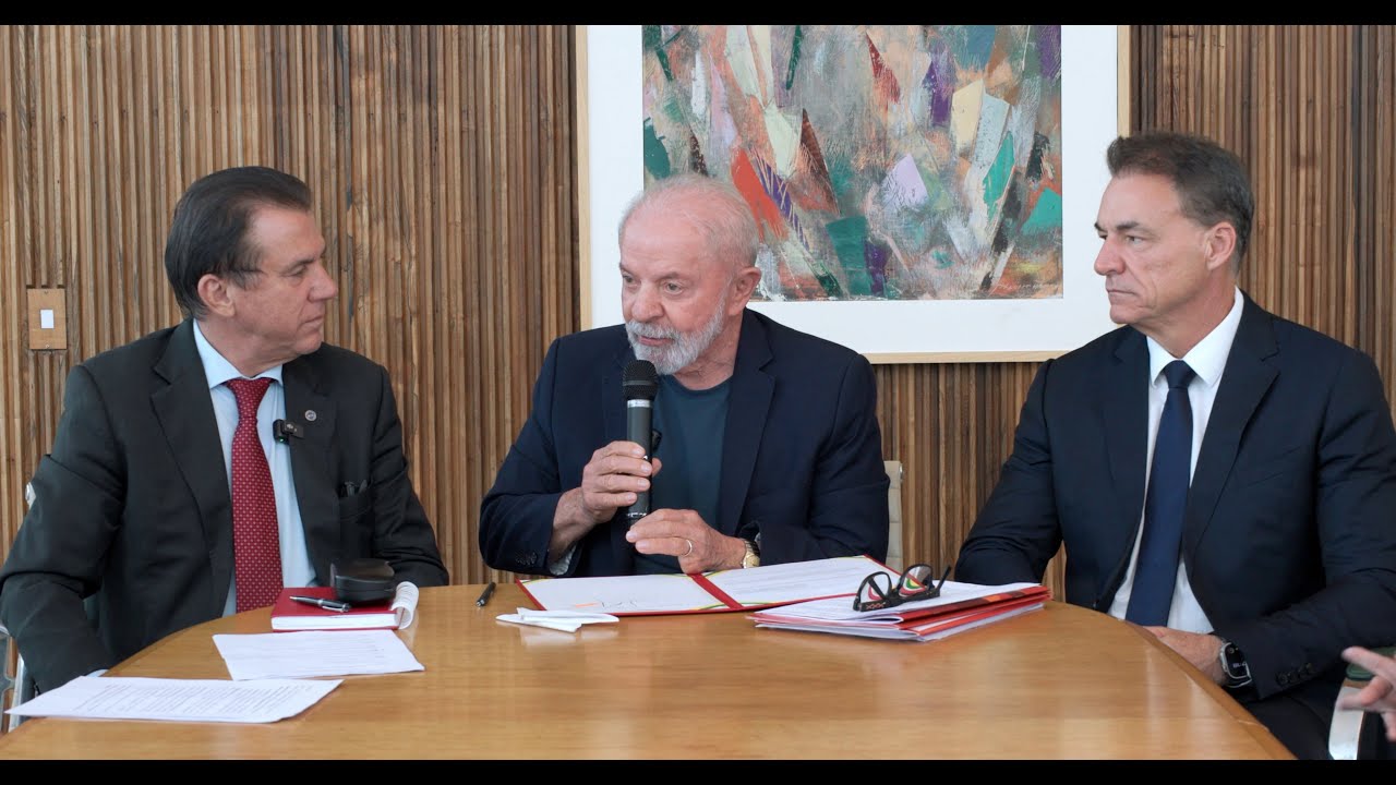 Presidente Lula assina decreto que moderniza o Programa de Alimentação do Trabalhador