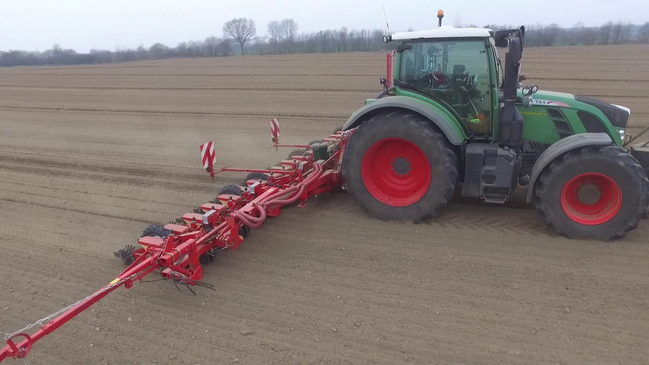 Fendt 724 Vario + Vicon R&uuml;ben legen