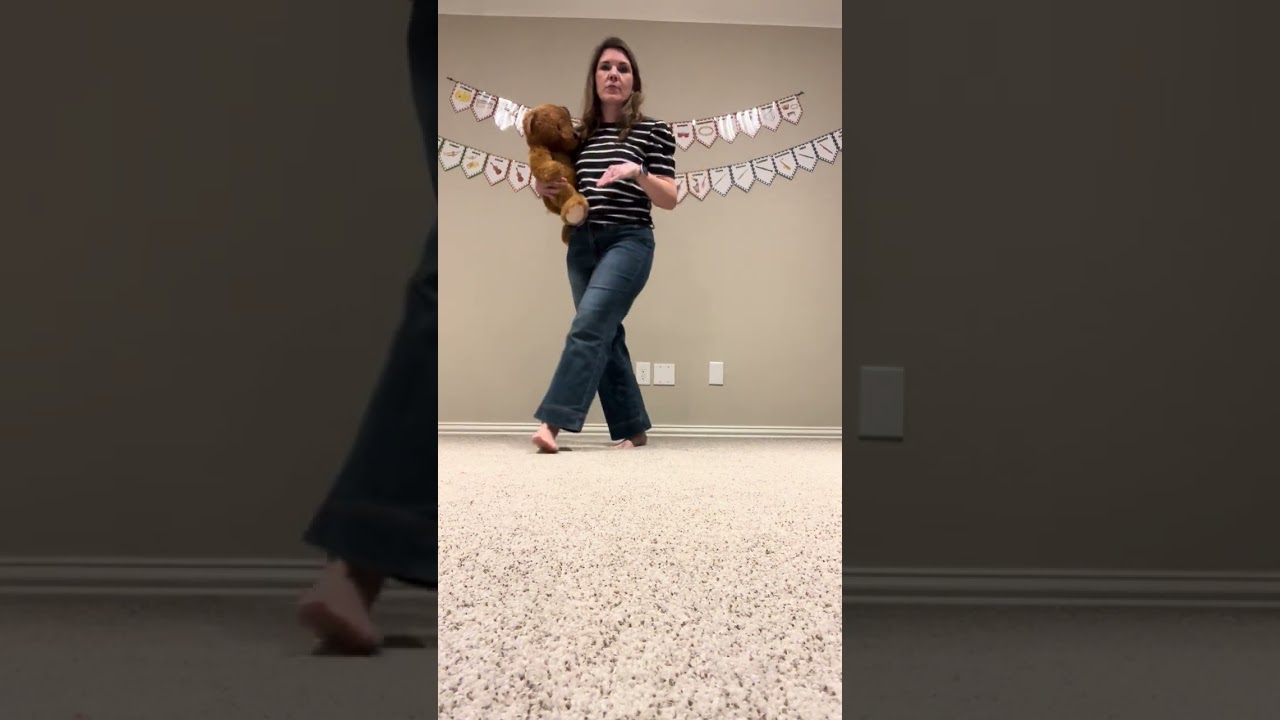 Circle Dance: “Sally Go Round the Sun”