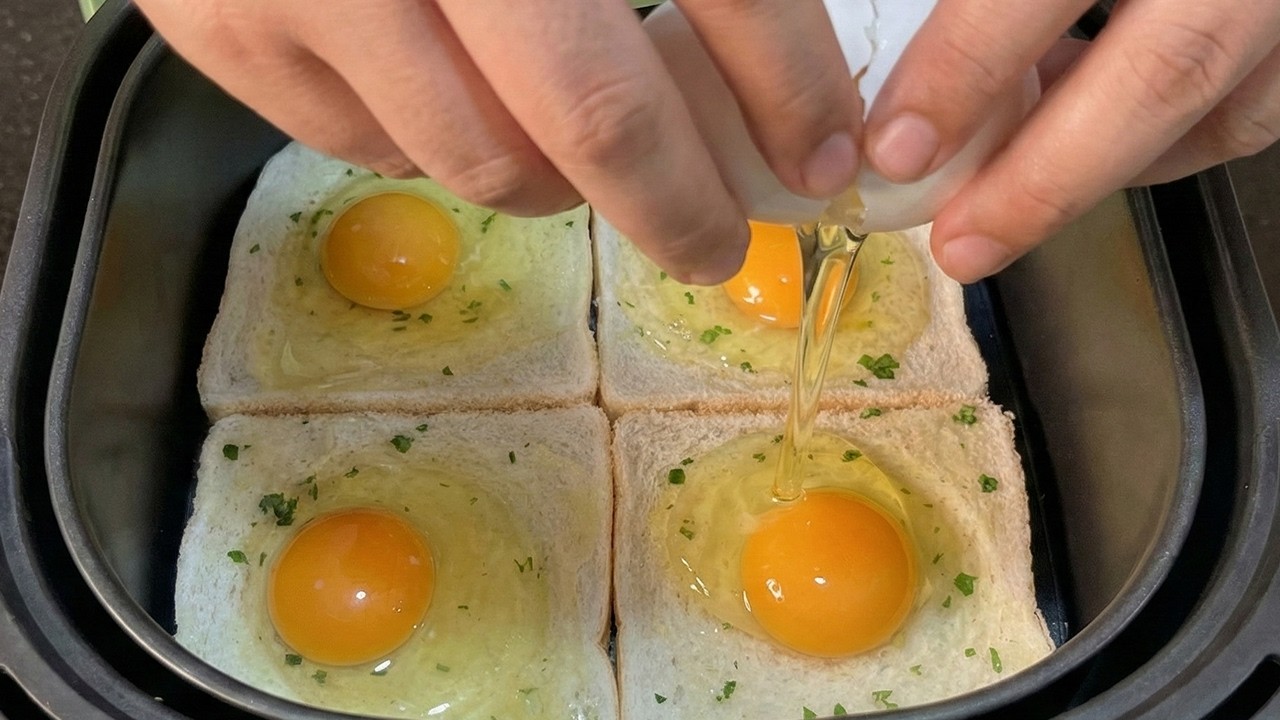 I Tried this Viral Air Fryer Valentines Day Recipe... And It’s a Bread Breakfast Game-Changer!