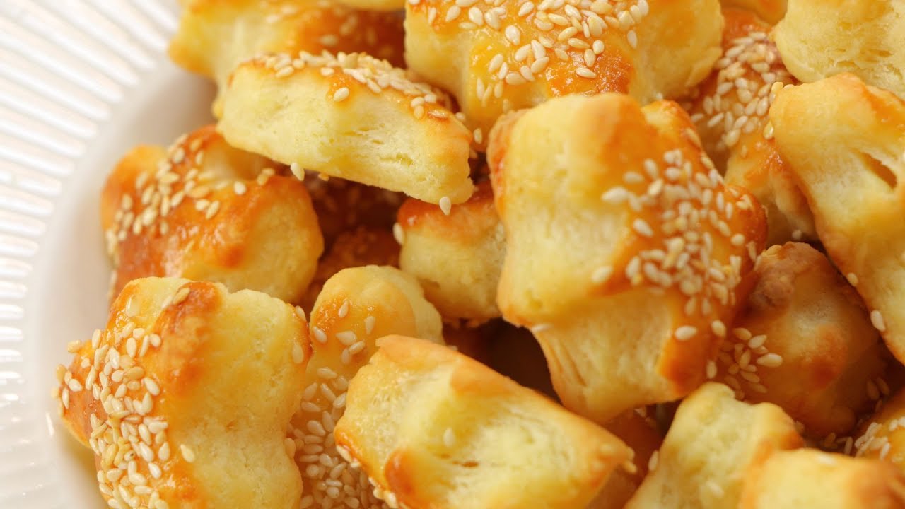 Baš su mekane i lisnate! 🎄Gingerman pogačice tope se u ustima 🎄 Božićno slano koktel pecivo.