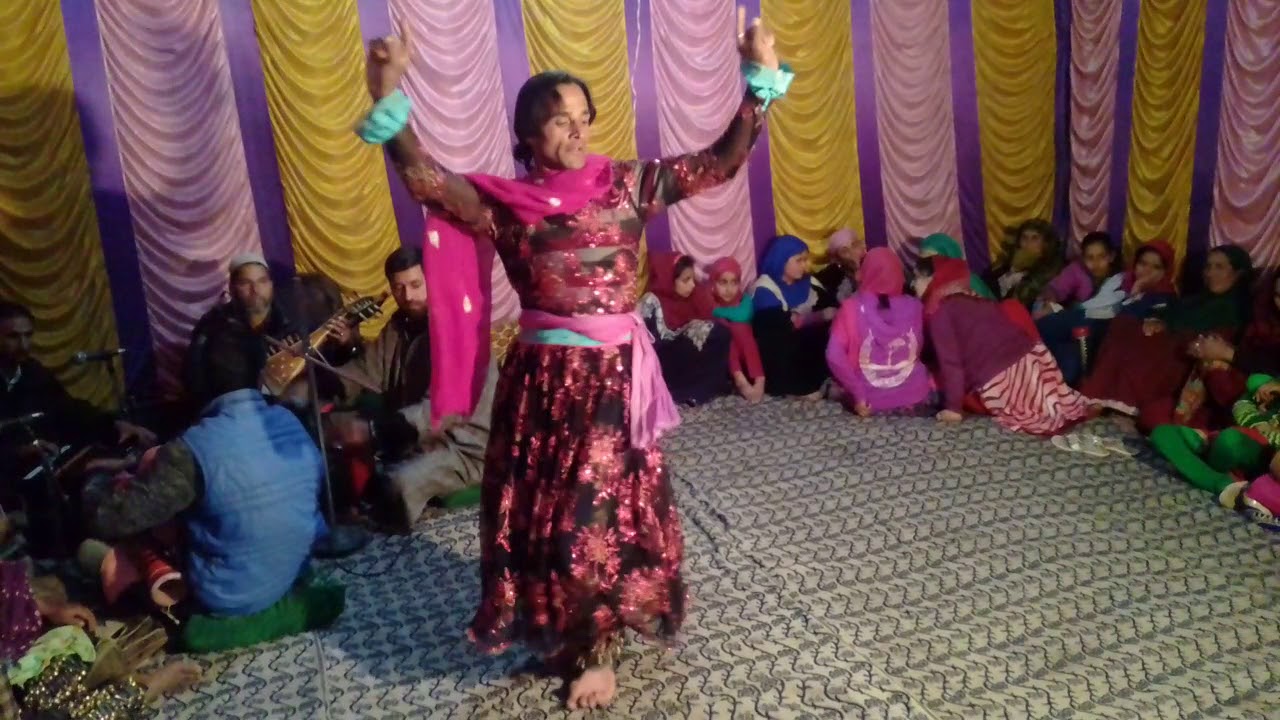 Fayaz dancer with singer Gulzar