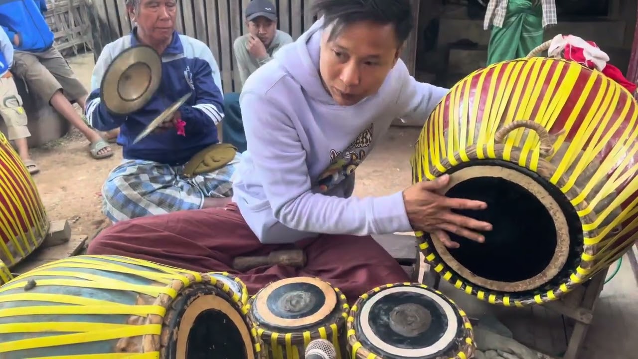 မြန်မာ့ကျေးလက်ဂီတဝိုင်း - ပတ်မတီးဆရာ