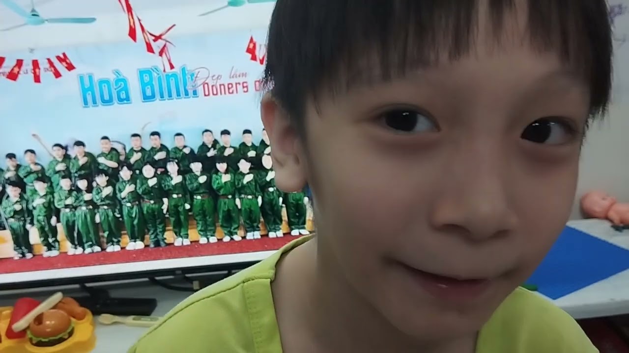 Thuyết tr&igrave;nh về lớp 2