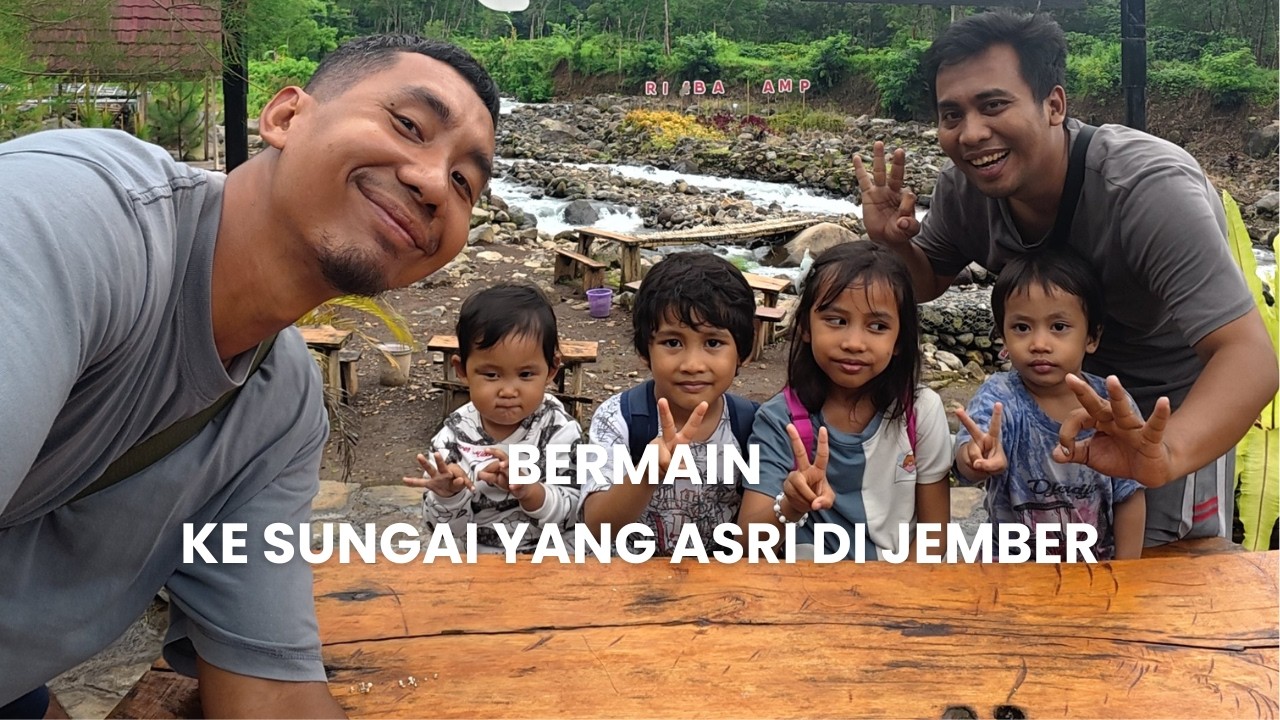 Naik motor tua ke sungai yang asri di Jember