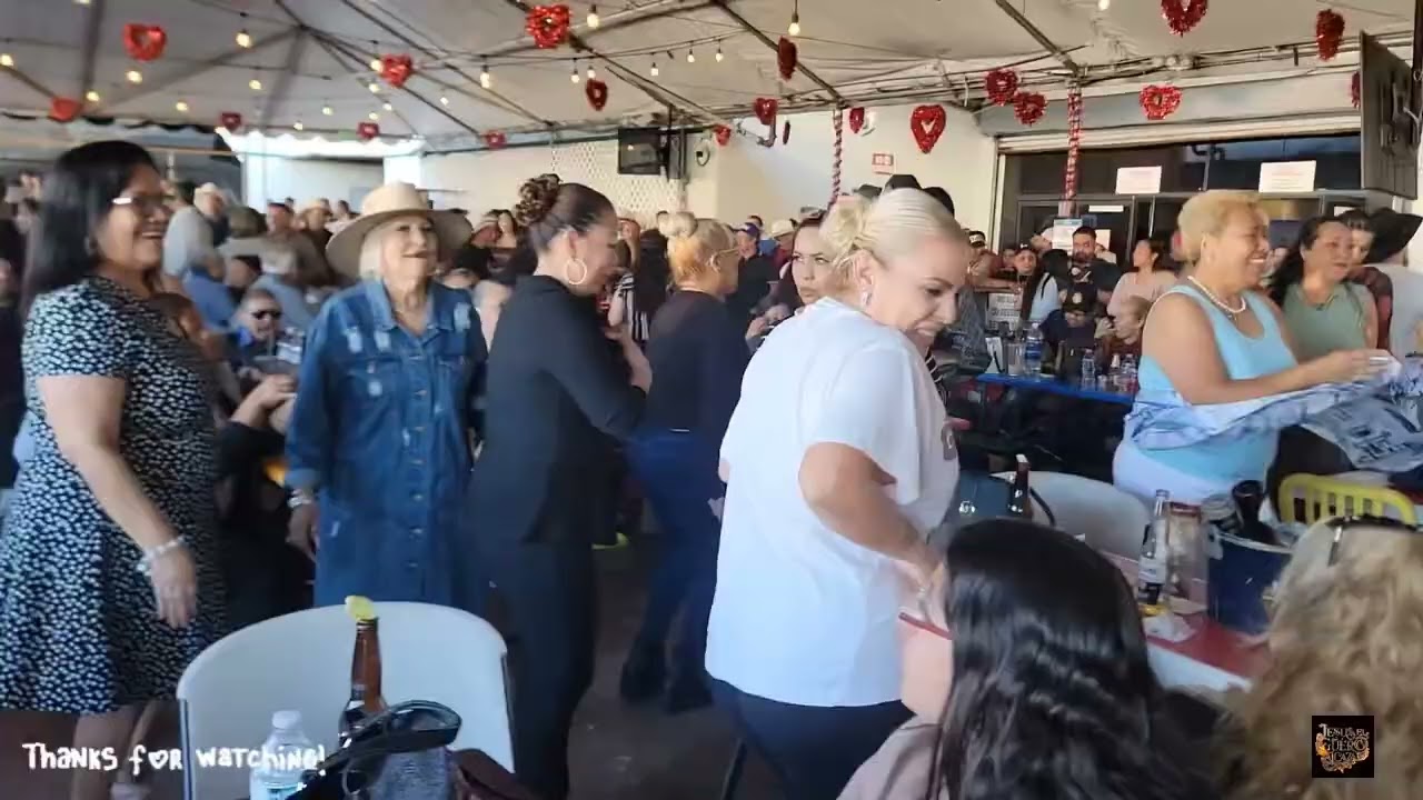 La iguana  popurrin Jesus el güero ALCAZAR, en vivo en concierto desde Anaheim Marketplace ￼