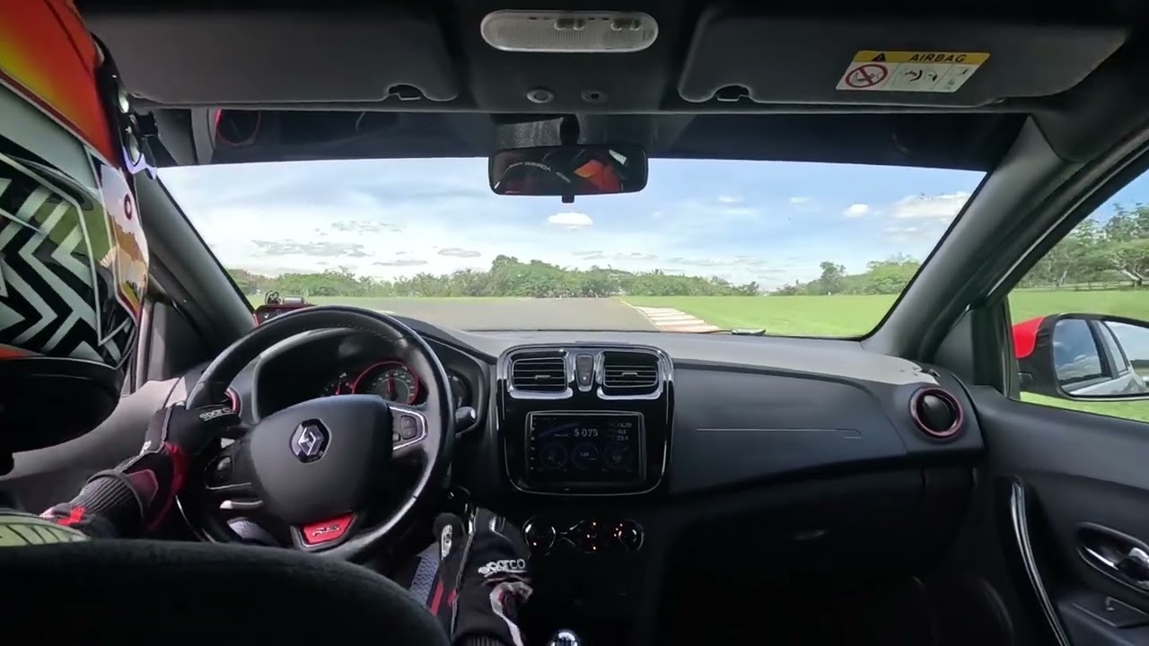 Sandero RS ITB vs Jetta GLI vs Montana track day