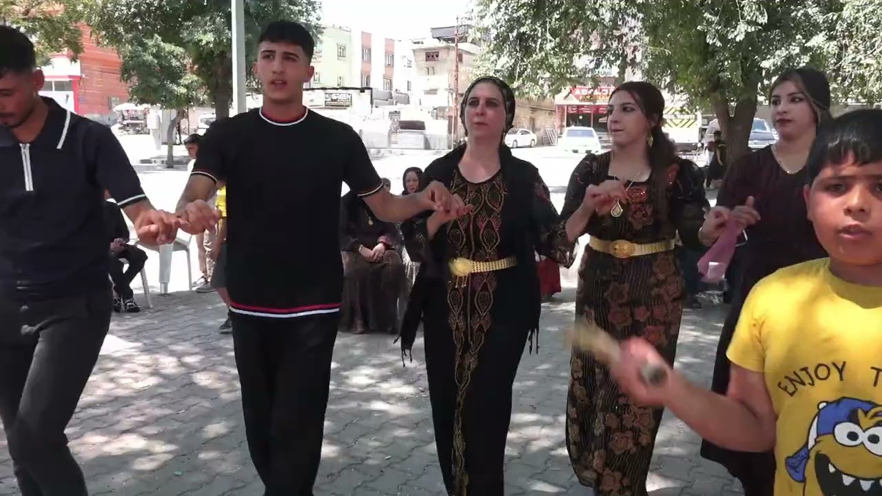 DOM AŞİRETİ YASİN KORKMAZIN OĞLU RESUL&BÜŞRANIN DÜĞÜNÜ 4