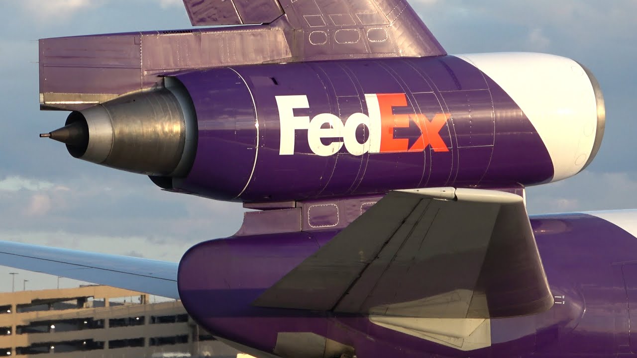 (4K) 42 YEAR OLD FedEx DC10 Arriving from Memphis (MEM) | 09.04.2020