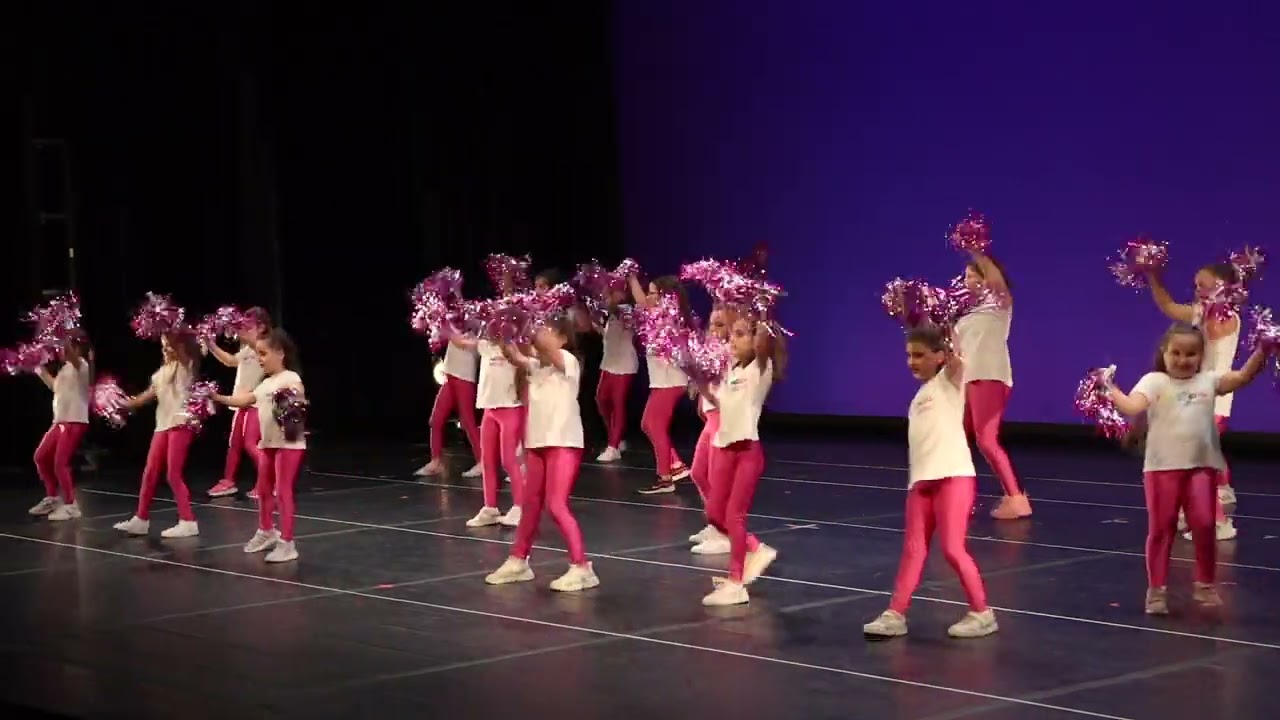 DANZA KUDURO // MODERN DANCE  KIDS // FREE DANCERS // 2024