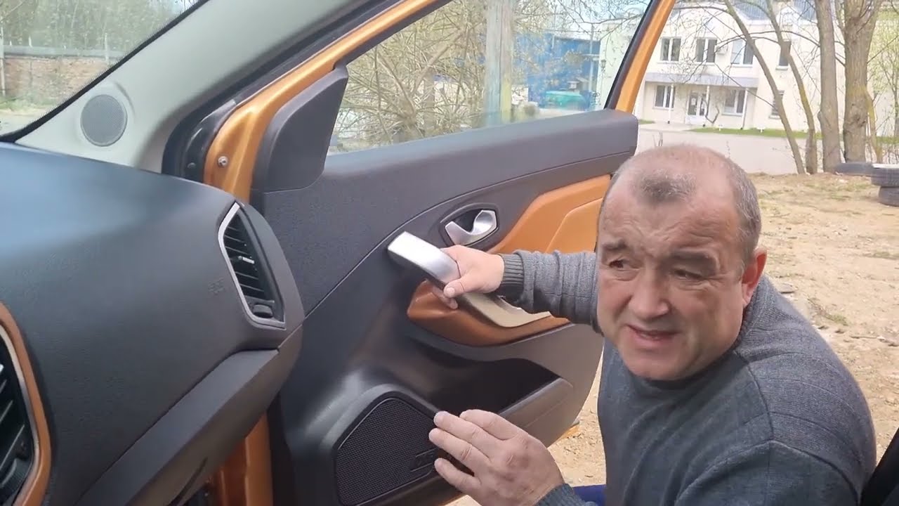 Обзор устранения скрипа в районе передней пассажирской двери. Lada XRAY Cross