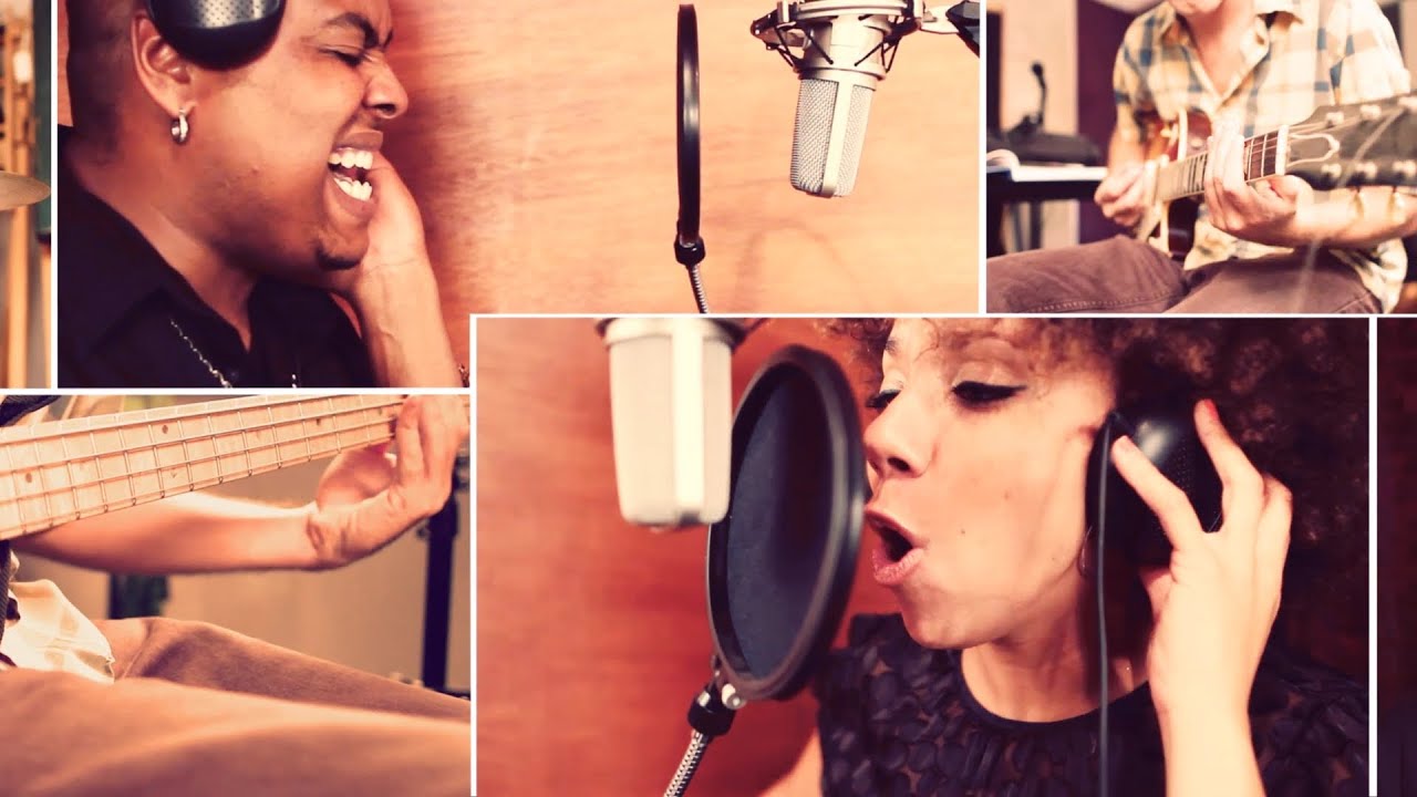Adele - Rolling in the Deep Mashup w/ Gnarls Barkley - Crazy (Adryon, Octavius, & Toe Knee)