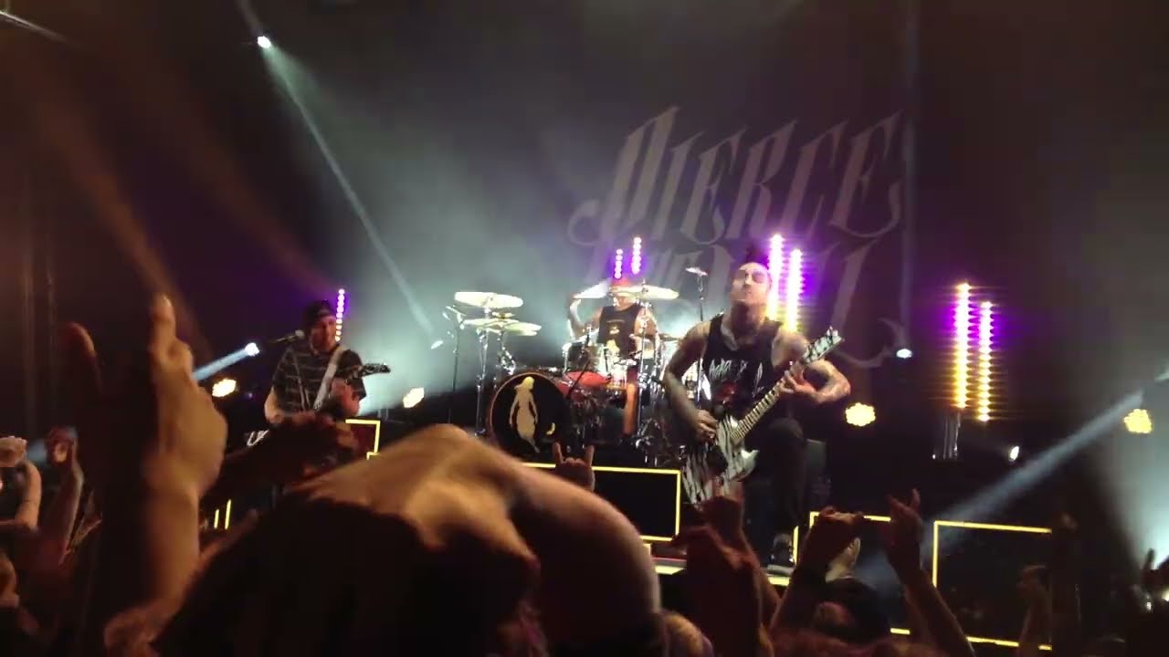 2015 Pierce The Veil - A Match Into Water - Live Norwich UEA