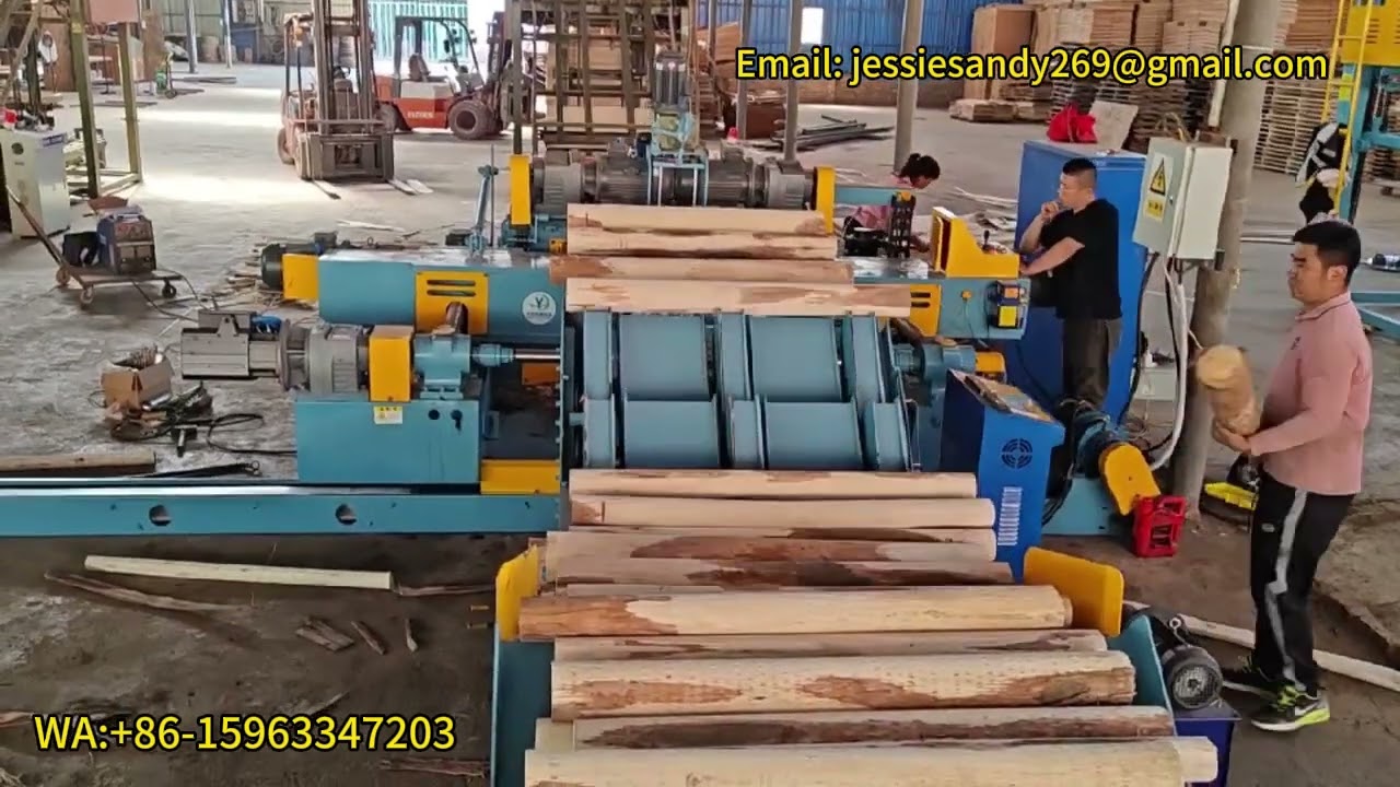 automatic spindleless veneer peeling machine line，WA:+86-15963347203 #plywoodmachine