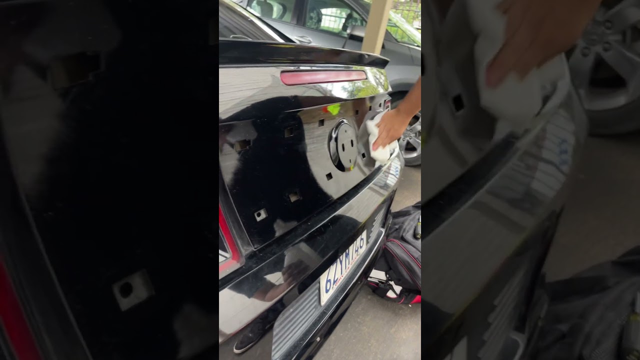 Installing New RTR decklid on S197 