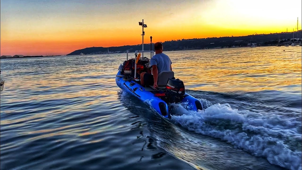 Lobster fishing off the scout430 san Diego bay