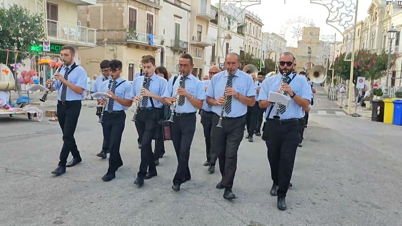 Marcia Fanfaroni Banda Di Francavilla Fontana 4/9/23 Adelfia Festa della Pietà